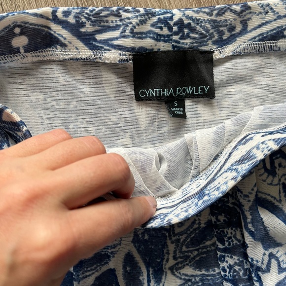 Cynthia Rowley blue and white paisley strapless maxi dress size small - Picture 3 of 4